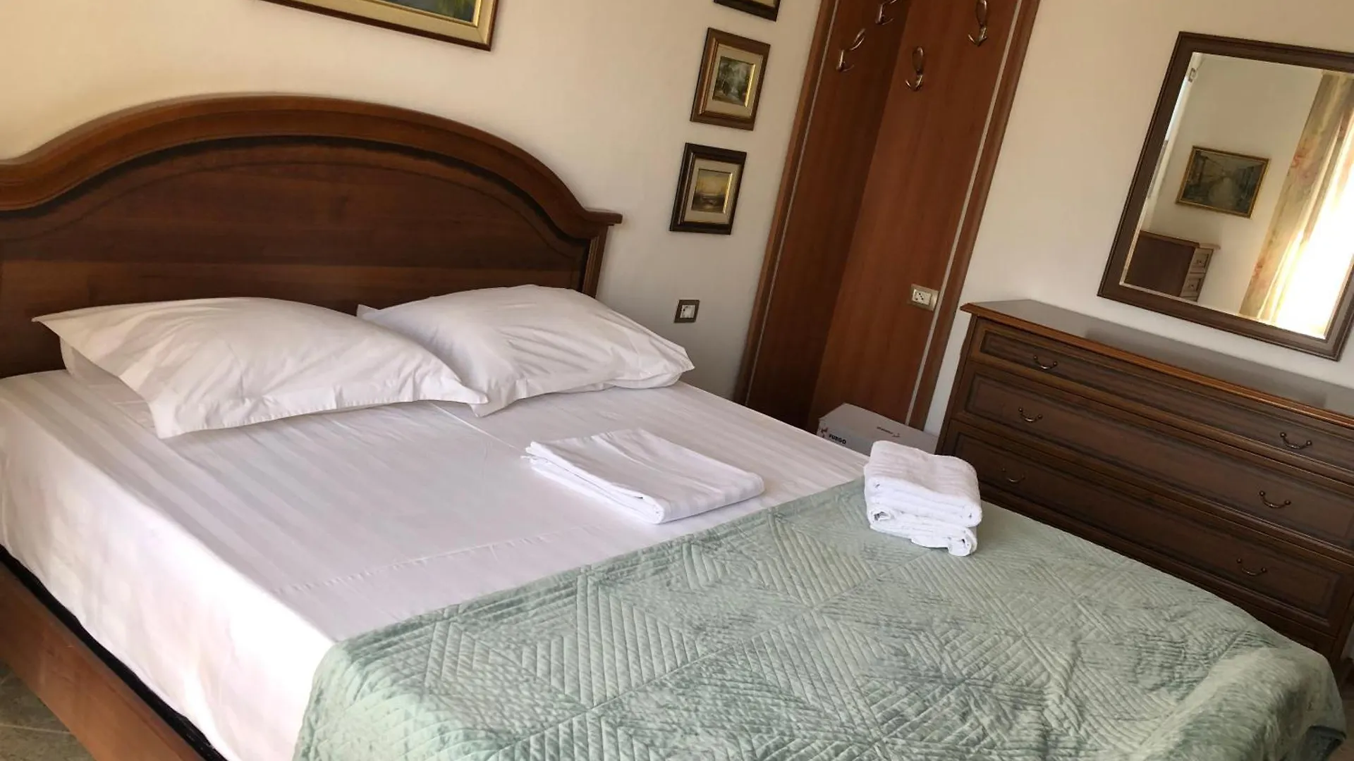 Ajl Apartments Tirana