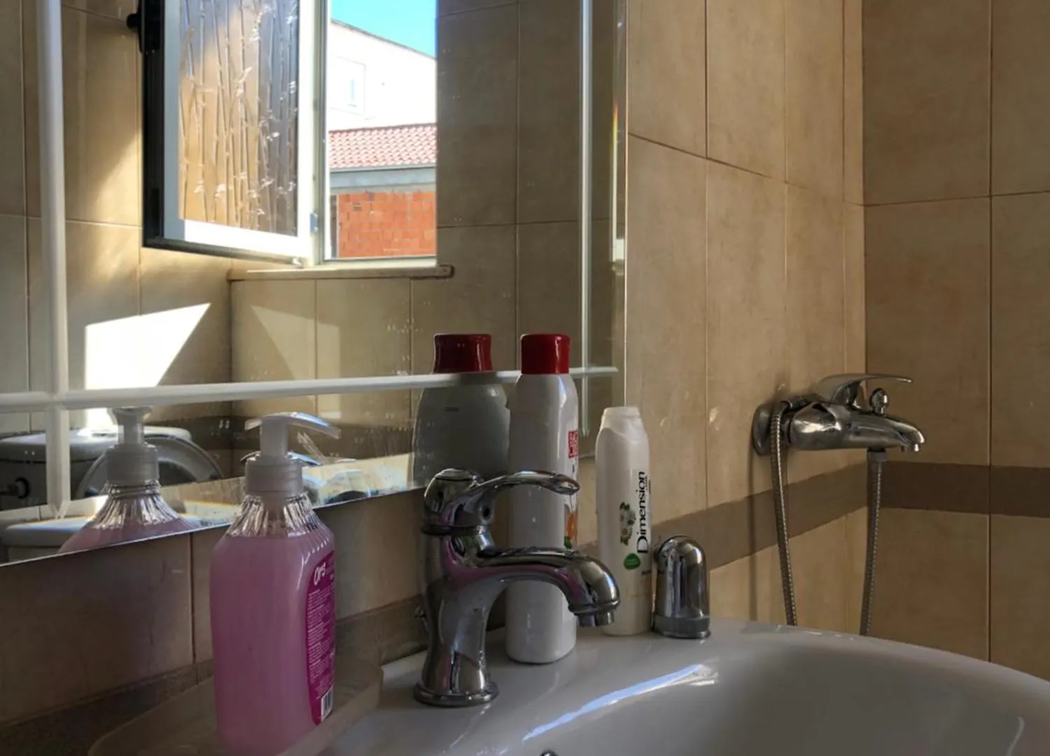 Ajl Apartments Tirana Albanië